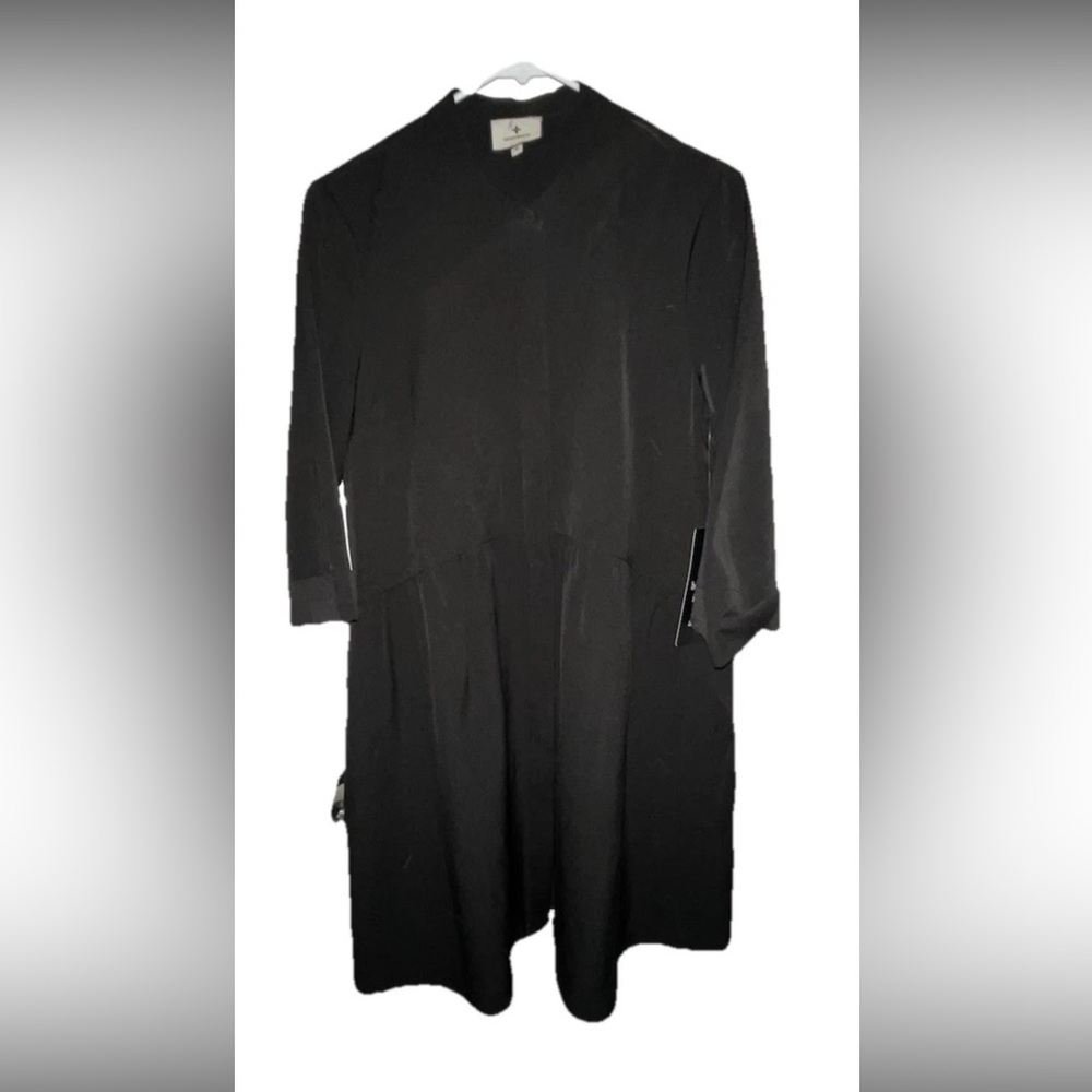 Tuckernuck Black Stretch Crepe Royal Shirt Dress sz M Mini Half Sleeve NWT